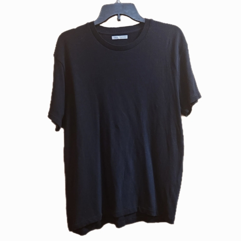 Zara Men's Black Short Sleeve Tee Top